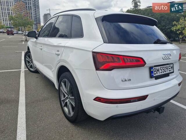 Белый Ауди Ку 5, объемом двигателя 1.98 л и пробегом 128 тыс. км за 31400 $, фото 8 на Automoto.ua
