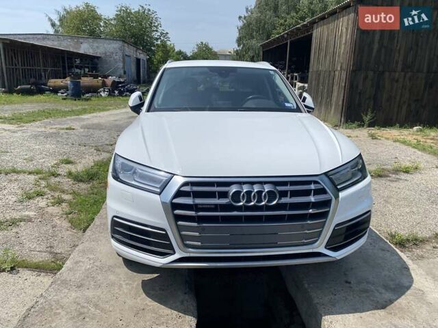 Білий Ауді Ку 5, об'ємом двигуна 2 л та пробігом 182 тис. км за 18200 $, фото 1 на Automoto.ua