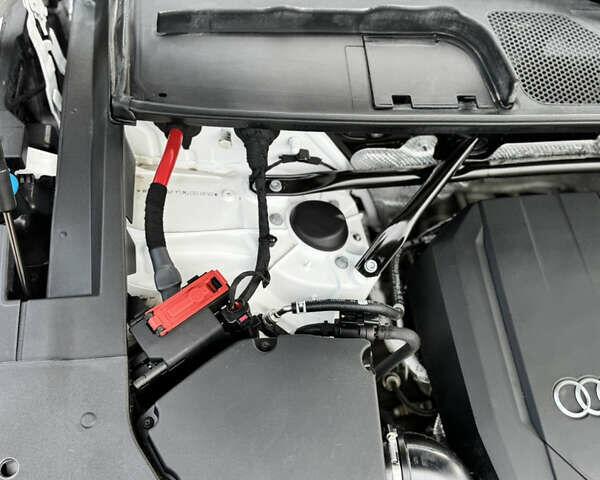 Белый Ауди Ку 5, объемом двигателя 1.98 л и пробегом 130 тыс. км за 27750 $, фото 42 на Automoto.ua