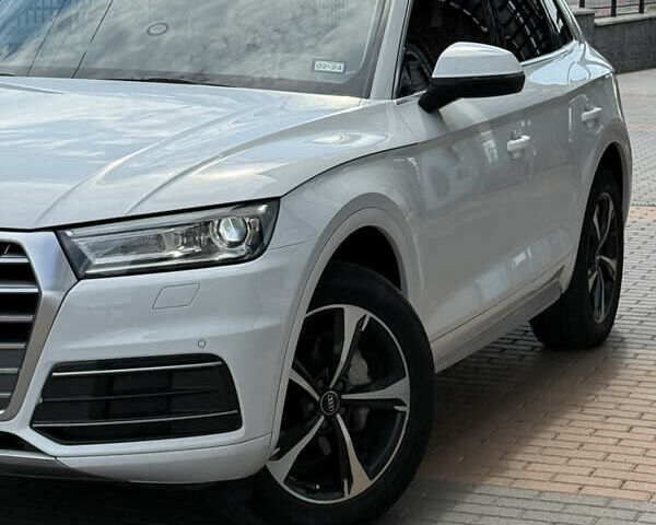 Белый Ауди Ку 5, объемом двигателя 2 л и пробегом 55 тыс. км за 26500 $, фото 5 на Automoto.ua