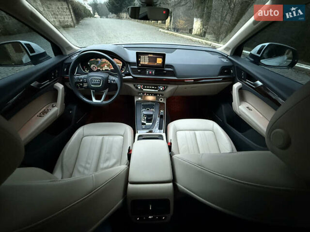 Білий Ауді Ку 5, об'ємом двигуна 2 л та пробігом 100 тис. км за 33900 $, фото 47 на Automoto.ua
