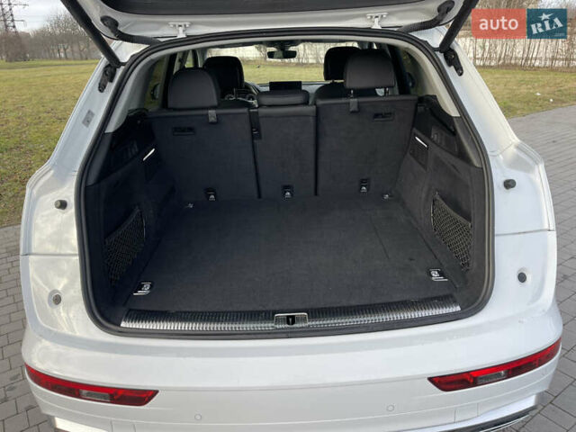 Белый Ауди Ку 5, объемом двигателя 2 л и пробегом 56 тыс. км за 38400 $, фото 8 на Automoto.ua