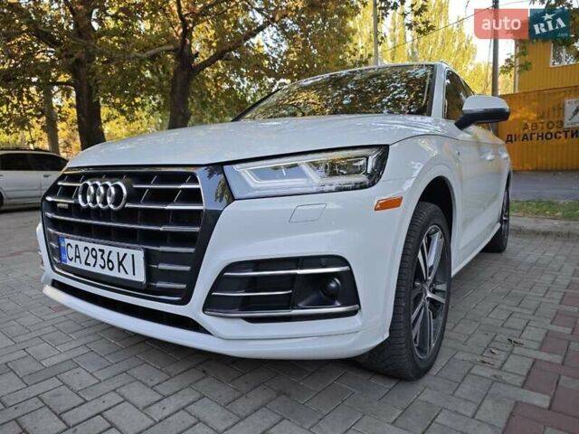 Белый Ауди Ку 5, объемом двигателя 2 л и пробегом 43 тыс. км за 39999 $, фото 5 на Automoto.ua