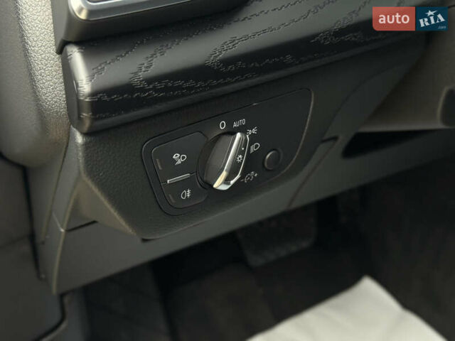 Белый Ауди Ку 5, объемом двигателя 1.98 л и пробегом 65 тыс. км за 40999 $, фото 20 на Automoto.ua