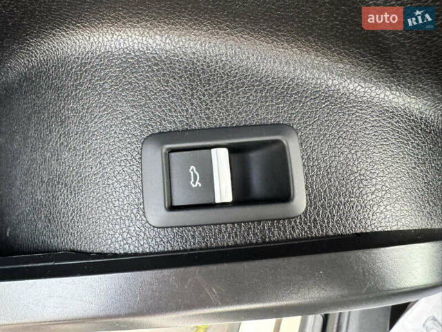 Белый Ауди Ку 5, объемом двигателя 1.98 л и пробегом 130 тыс. км за 27750 $, фото 32 на Automoto.ua