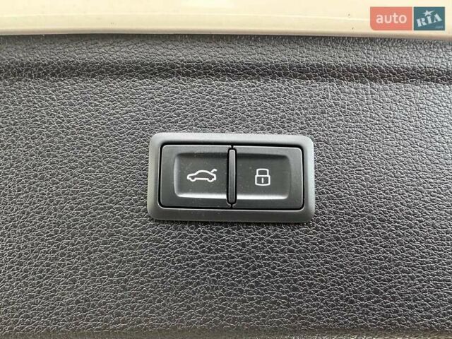 Белый Ауди Ку 5, объемом двигателя 1.98 л и пробегом 183 тыс. км за 23950 $, фото 18 на Automoto.ua