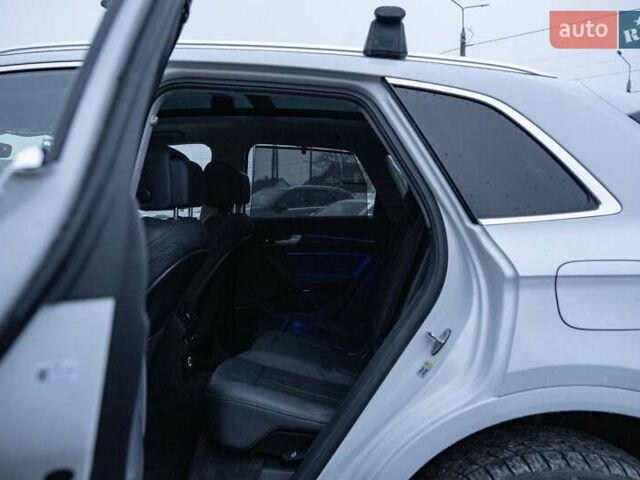 Білий Ауді Ку 5, об'ємом двигуна 1.98 л та пробігом 62 тис. км за 43600 $, фото 49 на Automoto.ua