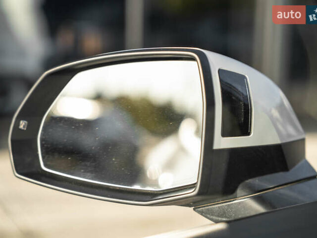 Білий Ауді Ку 5, об'ємом двигуна 1.98 л та пробігом 99 тис. км за 34500 $, фото 17 на Automoto.ua