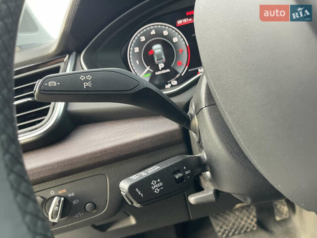 Белый Ауди Ку 5, объемом двигателя 2 л и пробегом 56 тыс. км за 38400 $, фото 19 на Automoto.ua