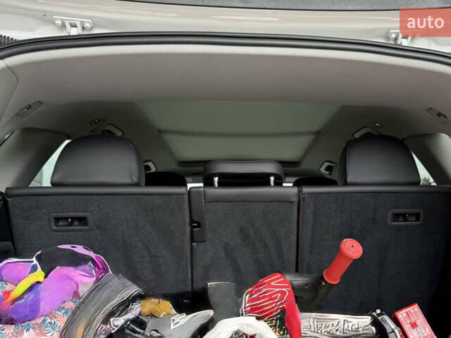 Белый Ауди Ку 5, объемом двигателя 2 л и пробегом 55 тыс. км за 26500 $, фото 53 на Automoto.ua