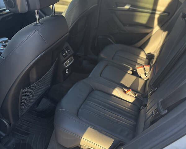 Білий Ауді Ку 5, об'ємом двигуна 1.98 л та пробігом 64 тис. км за 24600 $, фото 10 на Automoto.ua