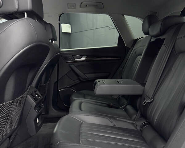 Білий Ауді Ку 5, об'ємом двигуна 1.98 л та пробігом 180 тис. км за 24399 $, фото 23 на Automoto.ua