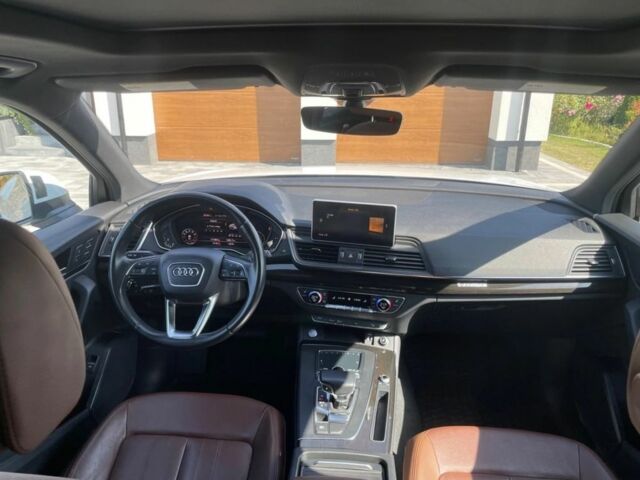 Белый Ауди Ку 5, объемом двигателя 2 л и пробегом 111 тыс. км за 16400 $, фото 12 на Automoto.ua