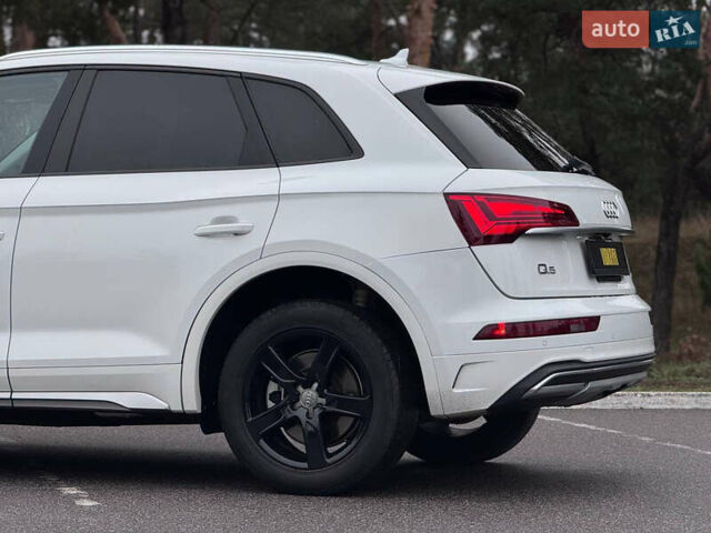 Білий Ауді Ку 5, об'ємом двигуна 1.98 л та пробігом 98 тис. км за 29950 $, фото 13 на Automoto.ua