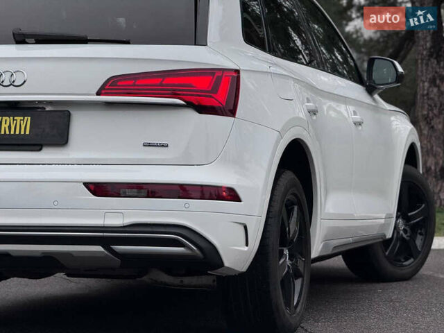 Білий Ауді Ку 5, об'ємом двигуна 1.98 л та пробігом 98 тис. км за 29950 $, фото 17 на Automoto.ua
