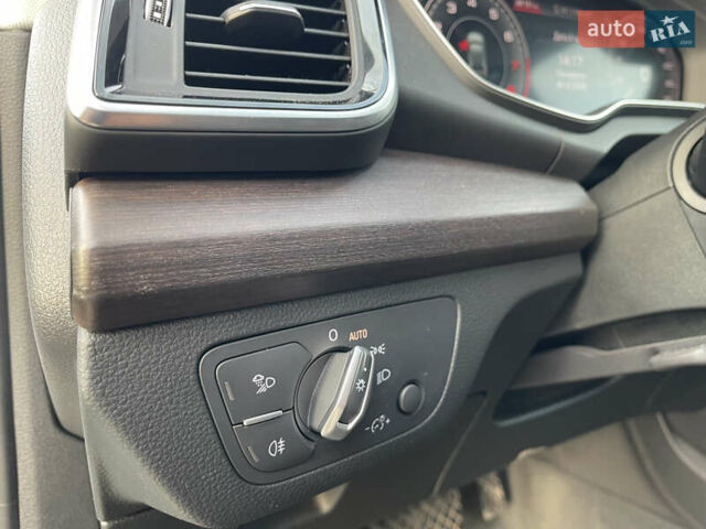 Белый Ауди Ку 5, объемом двигателя 2 л и пробегом 56 тыс. км за 38400 $, фото 18 на Automoto.ua