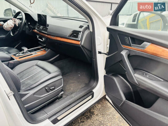 Білий Ауді Ку 5, об'ємом двигуна 2 л та пробігом 136 тис. км за 22500 $, фото 9 на Automoto.ua