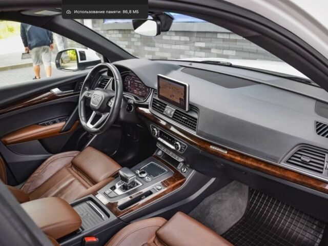 Білий Ауді Ку 5, об'ємом двигуна 2 л та пробігом 114 тис. км за 13500 $, фото 14 на Automoto.ua