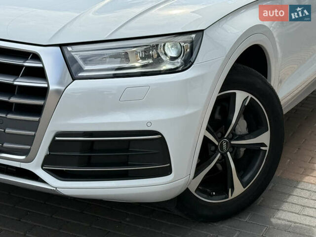 Белый Ауди Ку 5, объемом двигателя 2 л и пробегом 55 тыс. км за 26500 $, фото 6 на Automoto.ua