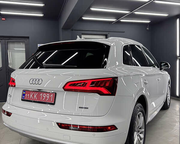 Білий Ауді Ку 5, об'ємом двигуна 1.98 л та пробігом 180 тис. км за 24399 $, фото 2 на Automoto.ua