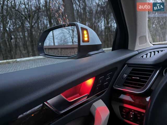 Білий Ауді Ку 5, об'ємом двигуна 2 л та пробігом 100 тис. км за 33900 $, фото 57 на Automoto.ua