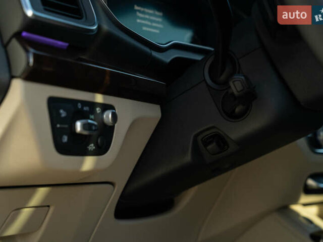 Білий Ауді Ку 5, об'ємом двигуна 1.98 л та пробігом 99 тис. км за 34500 $, фото 23 на Automoto.ua