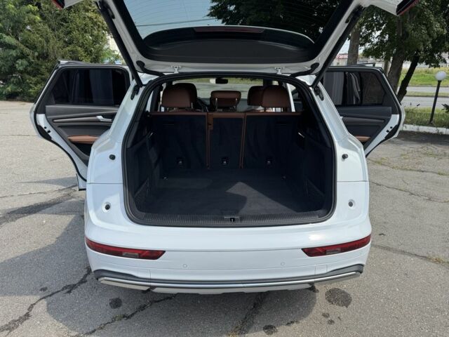 Белый Ауди Ку 5, объемом двигателя 2 л и пробегом 51 тыс. км за 37500 $, фото 13 на Automoto.ua