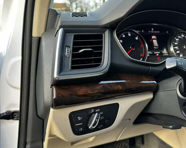 Белый Ауди Ку 5, объемом двигателя 1.98 л и пробегом 72 тыс. км за 26900 $, фото 27 на Automoto.ua