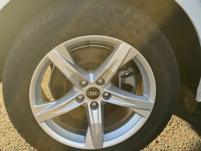 Белый Ауди Ку 5, объемом двигателя 2 л и пробегом 95 тыс. км за 34000 $, фото 19 на Automoto.ua