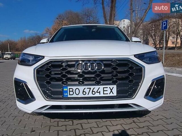 Белый Ауди Ку 5, объемом двигателя 1.98 л и пробегом 65 тыс. км за 30999 $, фото 6 на Automoto.ua