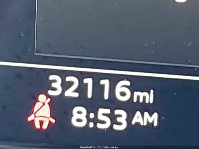 Білий Ауді Ку 5, об'ємом двигуна 2 л та пробігом 32 тис. км за 12000 $, фото 13 на Automoto.ua