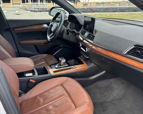 Белый Ауди Ку 5, объемом двигателя 1.98 л и пробегом 78 тыс. км за 39300 $, фото 19 на Automoto.ua