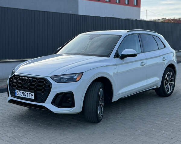Белый Ауди Ку 5, объемом двигателя 2 л и пробегом 36 тыс. км за 37700 $, фото 25 на Automoto.ua