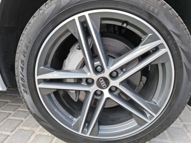 Білий Ауді Ку 5, об'ємом двигуна 2 л та пробігом 25 тис. км за 49900 $, фото 12 на Automoto.ua