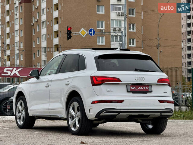 Ауди Ку 5 2021 в Киеве на Automoto.ua Белый Ауди Ку 5, объемом двигателя 2 л и пробегом 44 тыс. км за 41999 $, фото 107 на Automoto.ua