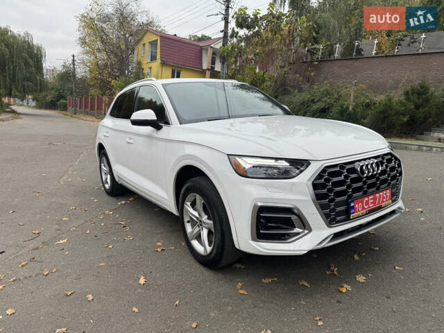 Белый Ауди Ку 5, объемом двигателя 1.98 л и пробегом 60 тыс. км за 33800 $, фото 6 на Automoto.ua