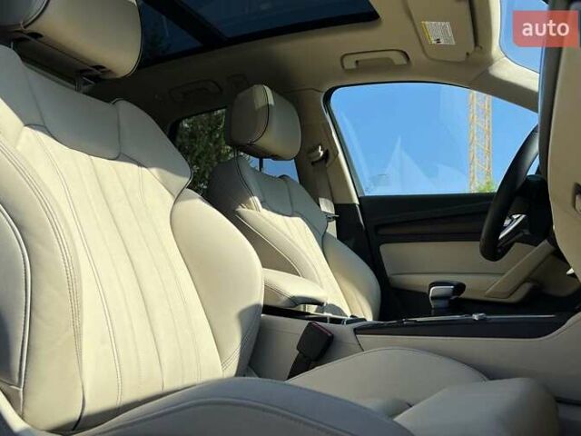 Белый Ауди Ку 5, объемом двигателя 2 л и пробегом 25 тыс. км за 49999 $, фото 9 на Automoto.ua