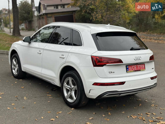 Белый Ауди Ку 5, объемом двигателя 1.98 л и пробегом 60 тыс. км за 33800 $, фото 2 на Automoto.ua