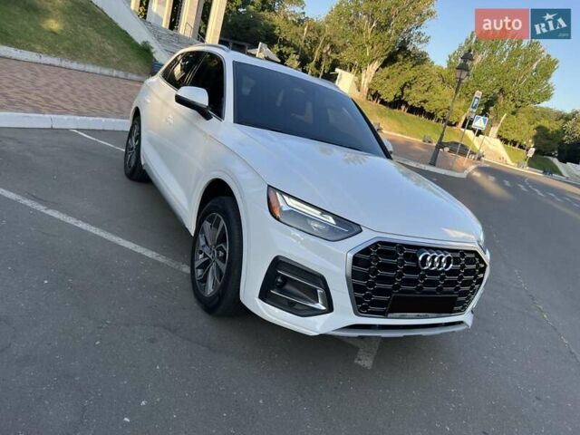 Белый Ауди Ку 5, объемом двигателя 1.98 л и пробегом 49 тыс. км за 36200 $, фото 8 на Automoto.ua