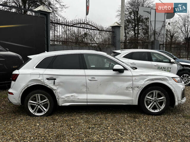 Белый Ауди Ку 5, объемом двигателя 1.98 л и пробегом 122 тыс. км за 27000 $, фото 3 на Automoto.ua