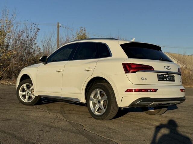 Белый Ауди Ку 5, объемом двигателя 2 л и пробегом 95 тыс. км за 34000 $, фото 5 на Automoto.ua