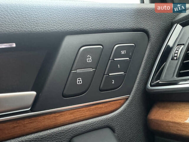 Белый Ауди Ку 5, объемом двигателя 1.98 л и пробегом 60 тыс. км за 33800 $, фото 25 на Automoto.ua