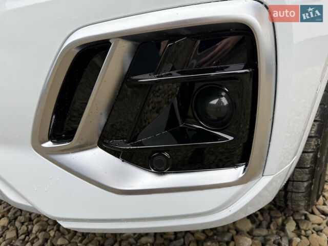 Белый Ауди Ку 5, объемом двигателя 1.98 л и пробегом 59 тыс. км за 33900 $, фото 95 на Automoto.ua