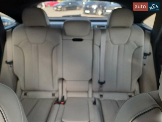 Белый Ауди Ку 5, объемом двигателя 1.98 л и пробегом 85 тыс. км за 44000 $, фото 22 на Automoto.ua