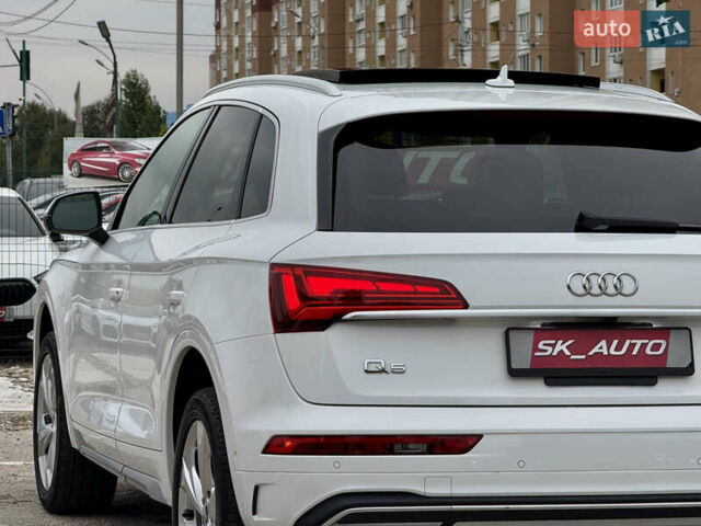 Ауди Ку 5 2021 в Киеве на Automoto.ua Белый Ауди Ку 5, объемом двигателя 2 л и пробегом 44 тыс. км за 41999 $, фото 111 на Automoto.ua