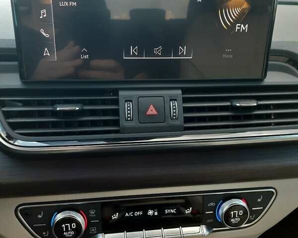 Белый Ауди Ку 5, объемом двигателя 1.98 л и пробегом 85 тыс. км за 44000 $, фото 15 на Automoto.ua