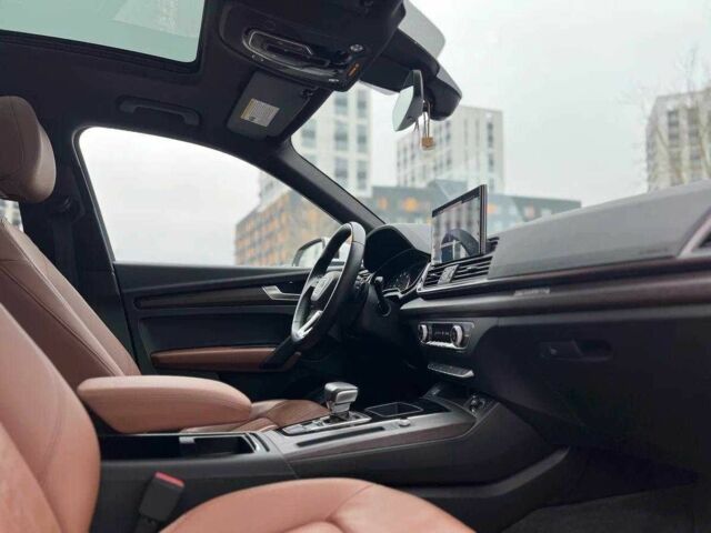 Білий Ауді Ку 5, об'ємом двигуна 2 л та пробігом 40 тис. км за 25500 $, фото 16 на Automoto.ua