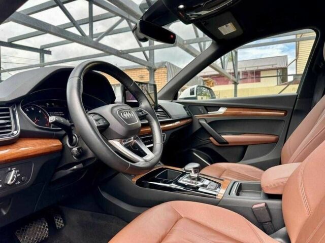 Ауди Ку 5 2021 в Одессе на Automoto.ua Белый Ауди Ку 5, объемом двигателя 2 л и пробегом 61 тыс. км за 30000 $, фото 5 на Automoto.ua