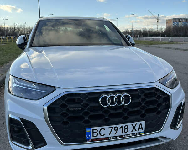 Белый Ауди Ку 5, объемом двигателя 1.98 л и пробегом 78 тыс. км за 39300 $, фото 1 на Automoto.ua