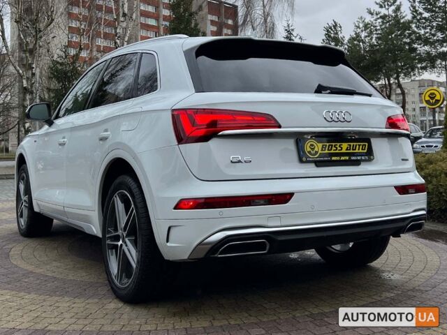 Белый Ауди Ку 5, объемом двигателя 2 л и пробегом 25 тыс. км за 51600 $, фото 4 на Automoto.ua